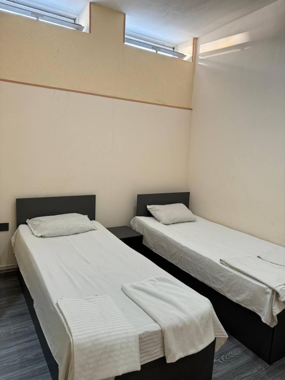 Centre Hotel-Hostel Erivan Dış mekan fotoğraf