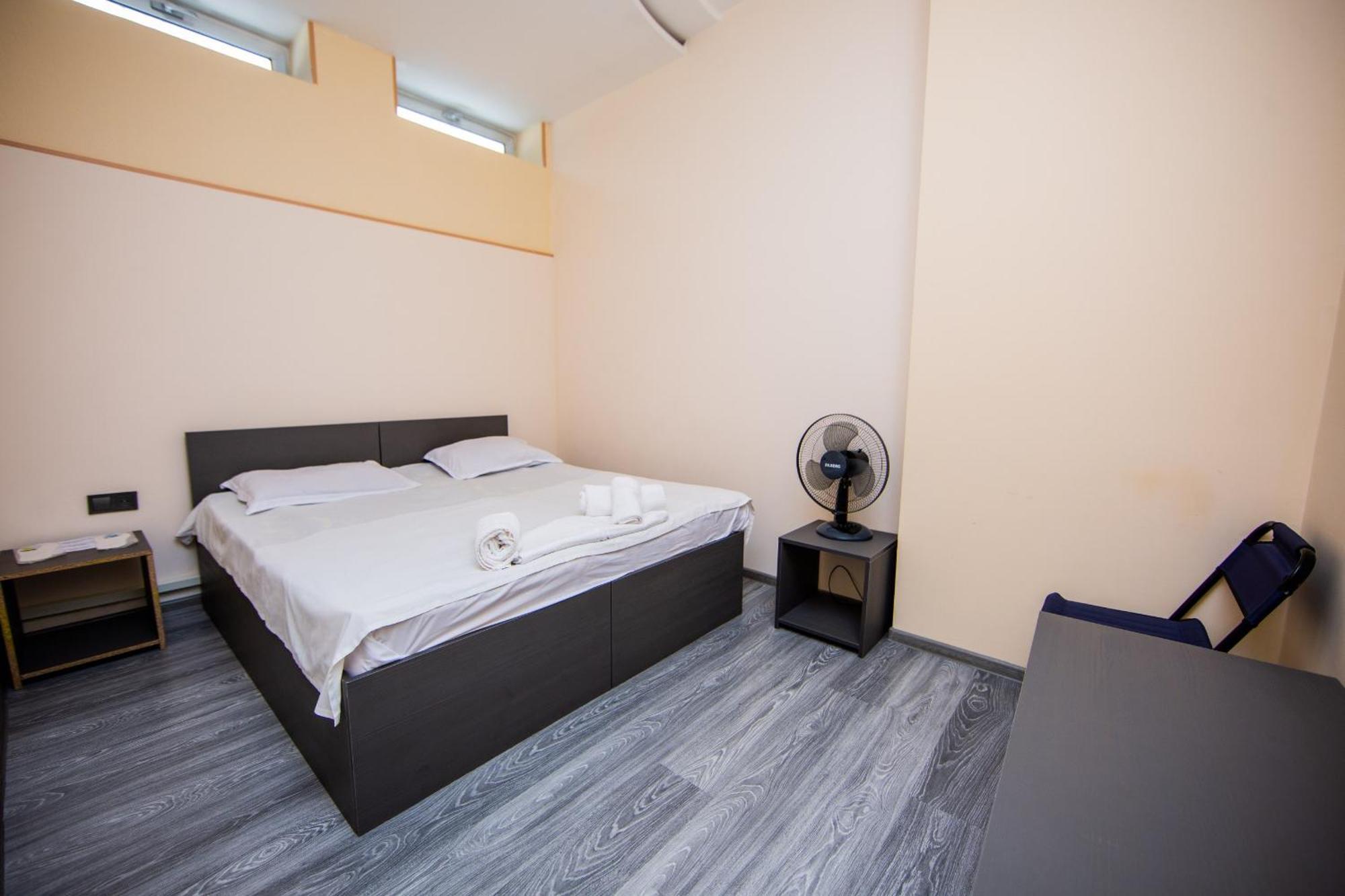 Centre Hotel-Hostel Erivan Dış mekan fotoğraf