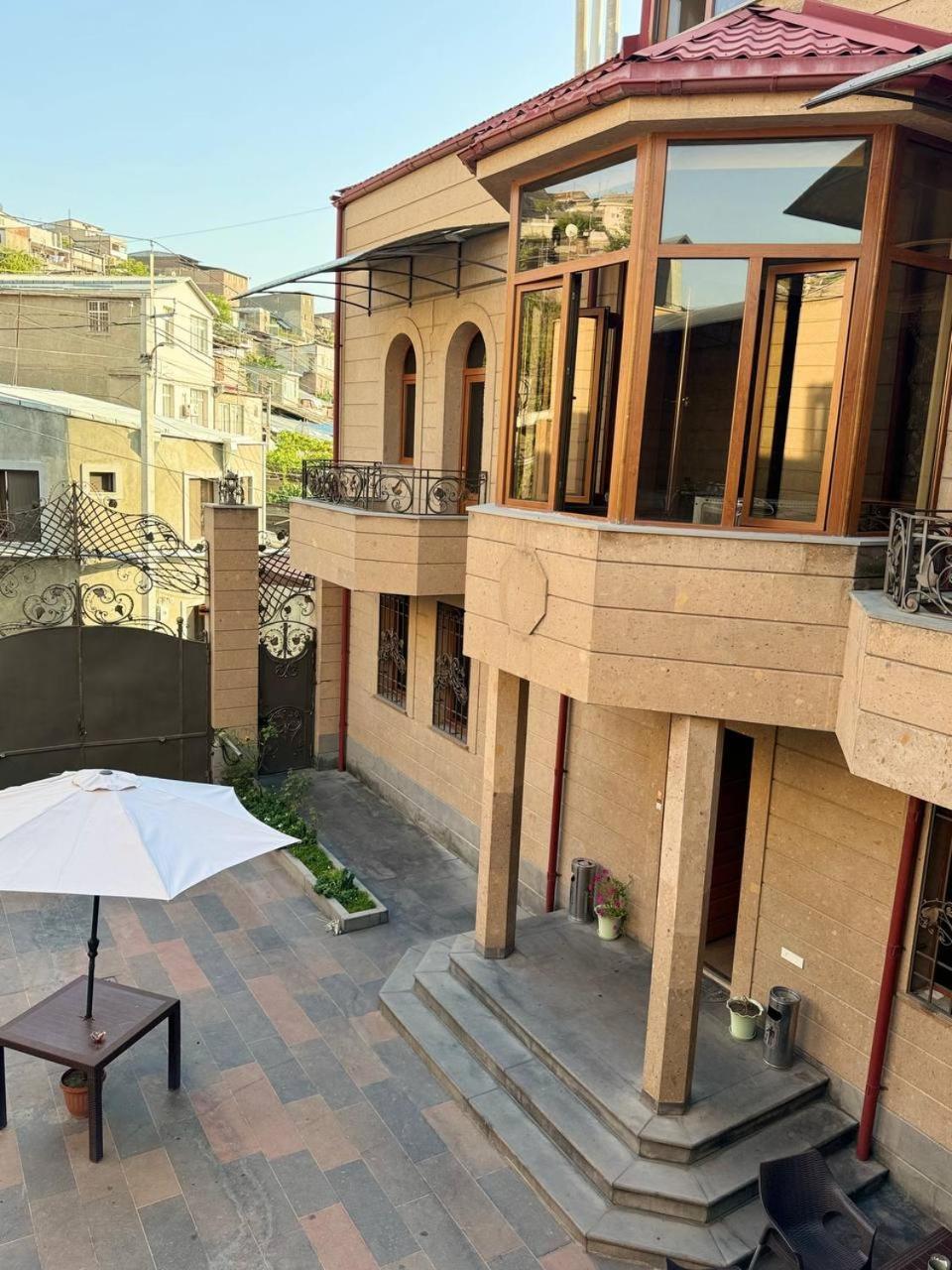 Centre Hotel-Hostel Erivan Dış mekan fotoğraf