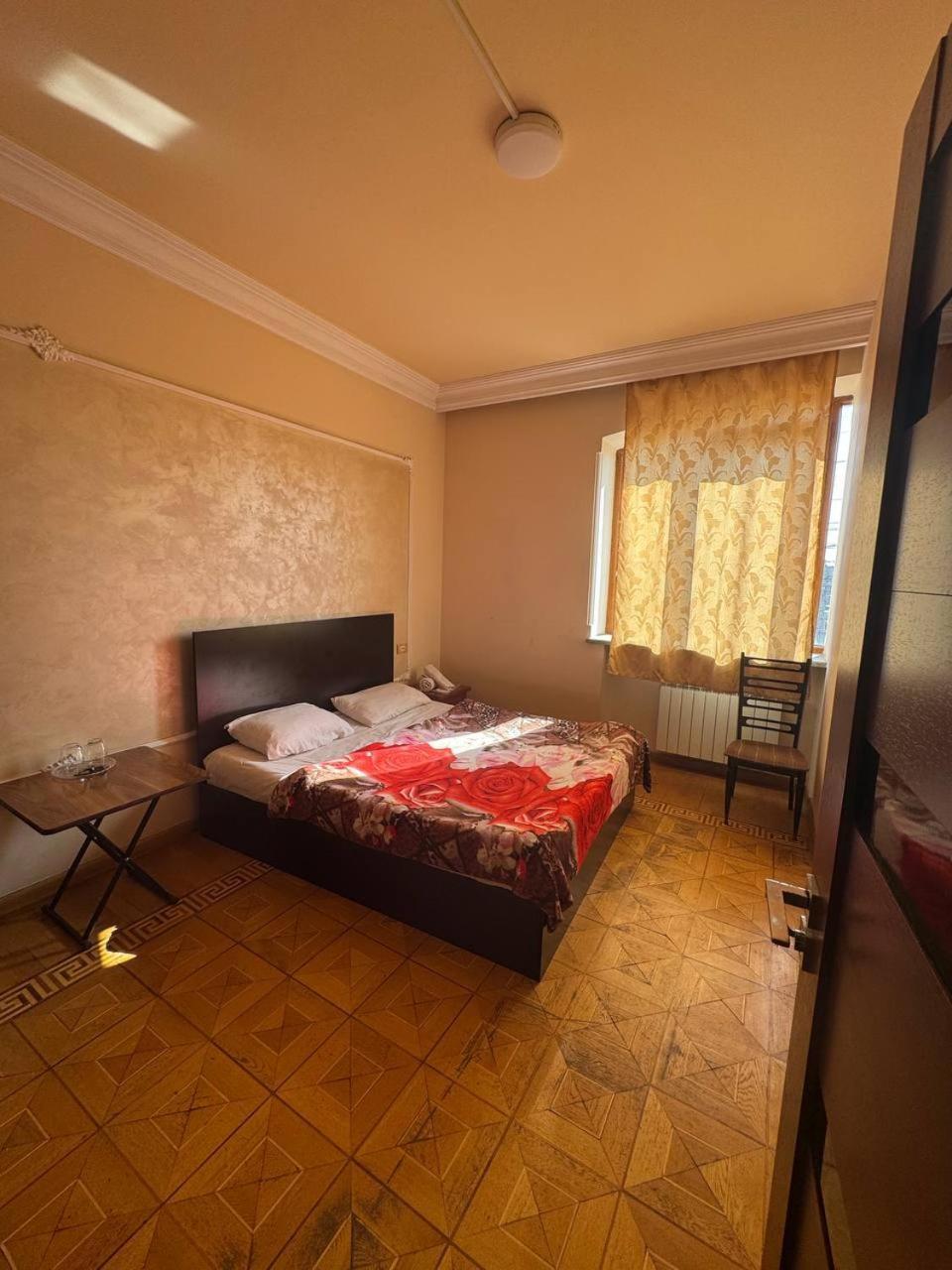 Centre Hotel-Hostel Erivan Dış mekan fotoğraf